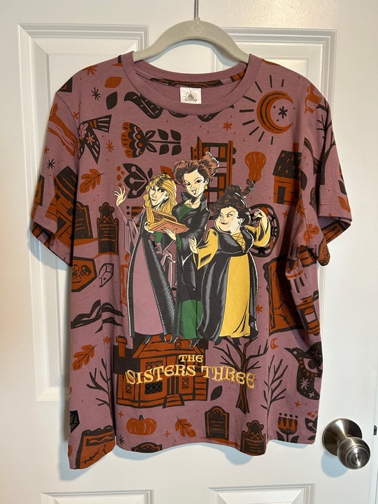 Disney Tops - Disney Parks Hocus Pocus Shirt Women's Size Medium